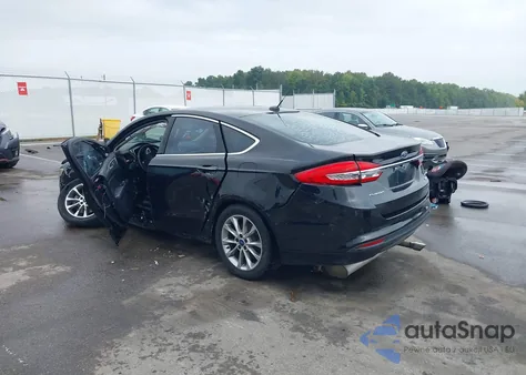 2017 Ford Fusion Se z USA, uszkodzony, nr VIN 3FA6P0HD5HR404023